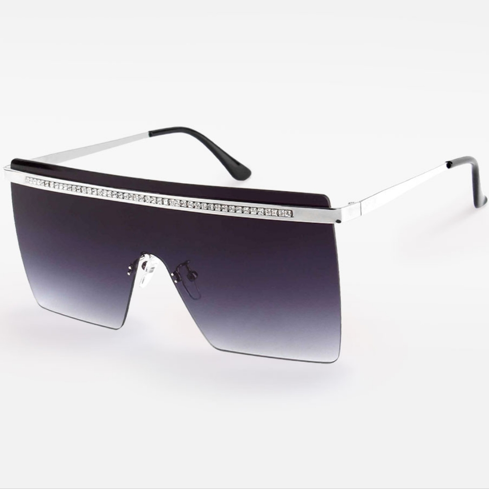 Silver Rhinestone Crystal Edge Black Sunglasses Fashion Statement Accessory - Picture 4 of 4